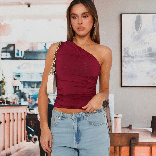 One shoulder pleated T-shirt Red